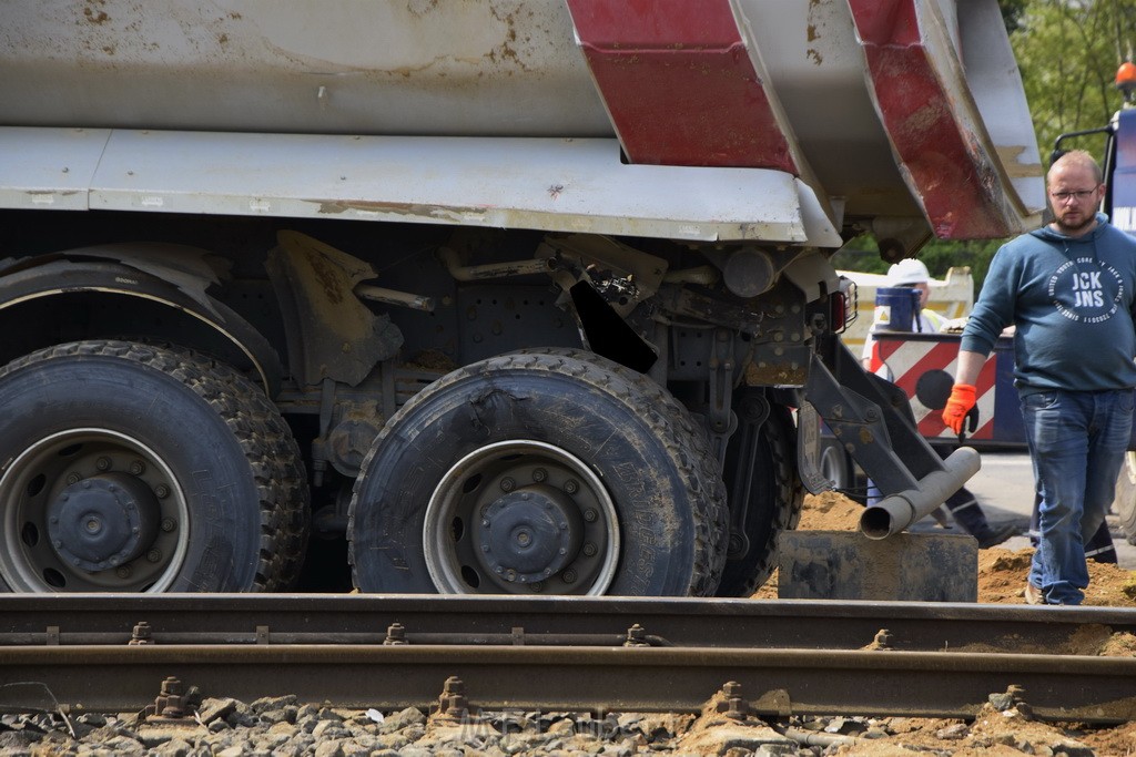 Schwerer VU LKW Zug Bergheim Kenten Koelnerstr P502.JPG - Miklos Laubert